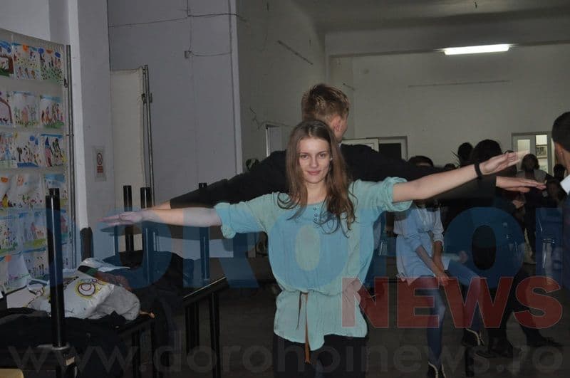 CN Grigore Ghica Dorohoi_Repetitii Balul Bobocilor_08