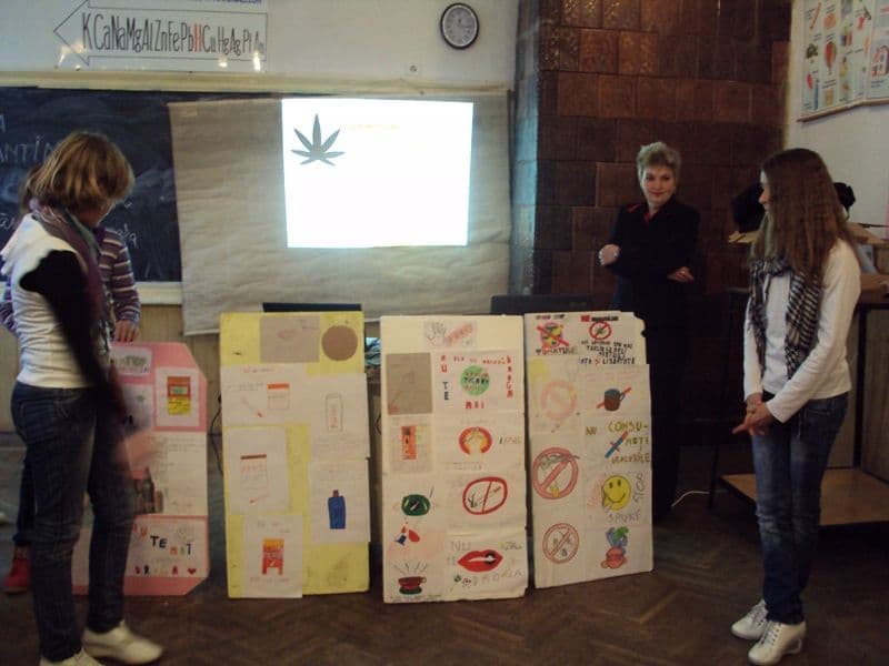 Săptămâna Educaţiei Globale marcată de elevii din Broscăuţi (4)
