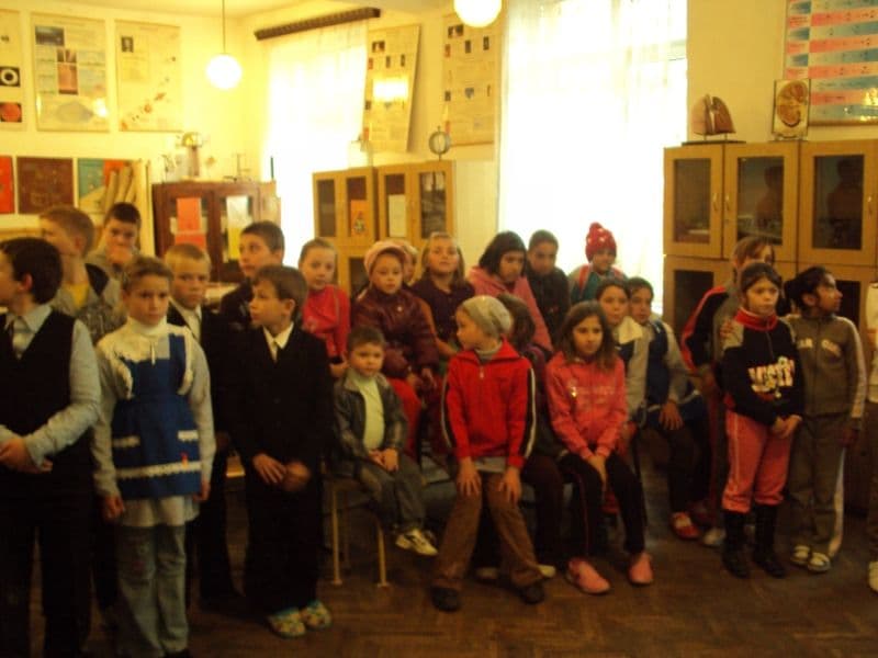 Săptămâna Educaţiei Globale marcată de elevii din Broscăuţi (5)