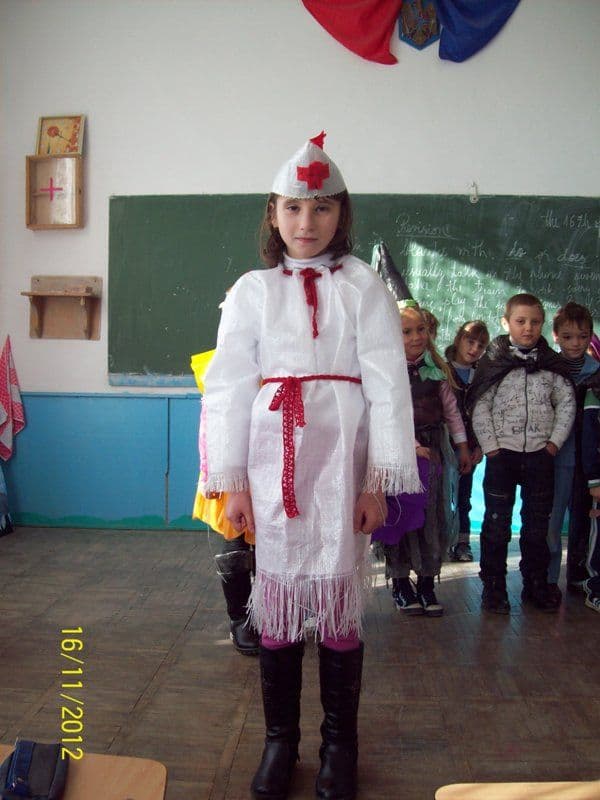 Colectăm, reciclăm, costume realizăm (8)