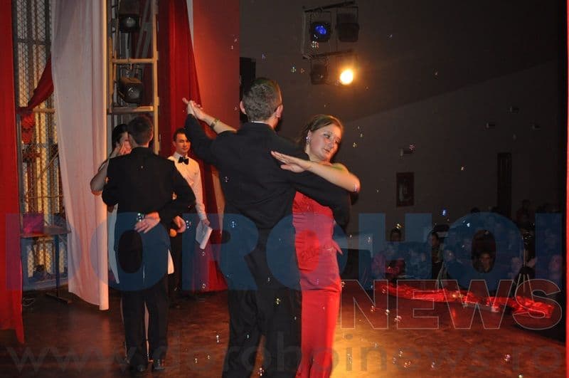 Balul Bobocilor 2012 - Liceul Tehnologic Alexandru Vlahuta Sendriceni_02