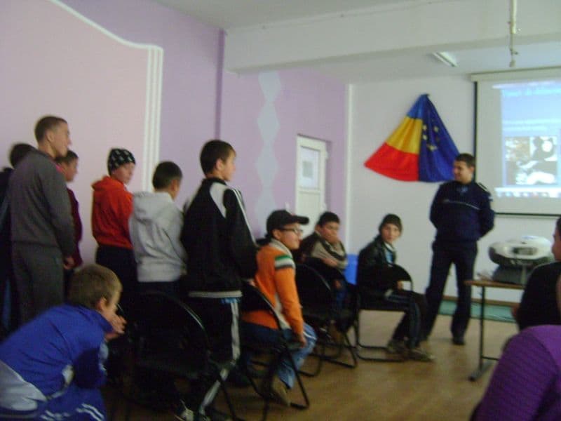 Gimnazială Mihail Sadoveanu Dumbrăviţa (8)