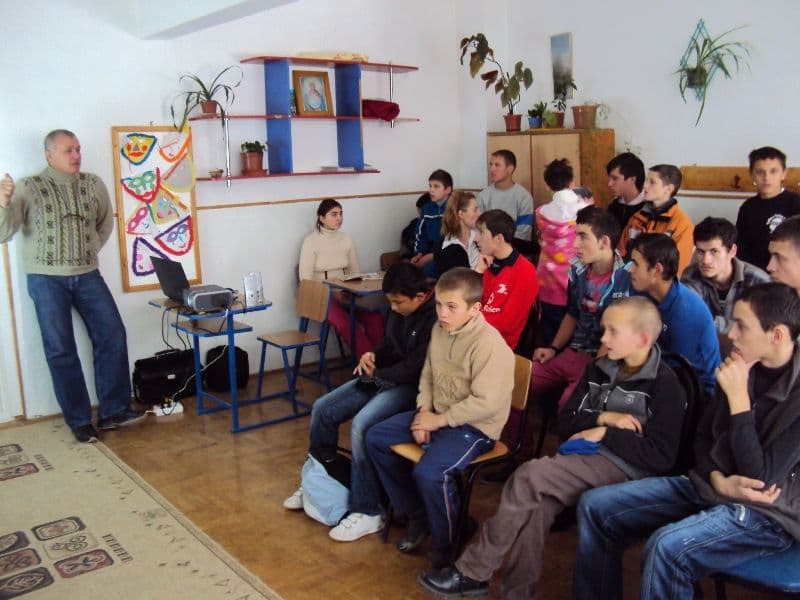 activitate la Bioblioteca Municipala Dorohoi (3)