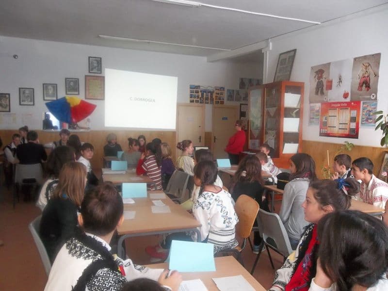scoala Borzesti (3)