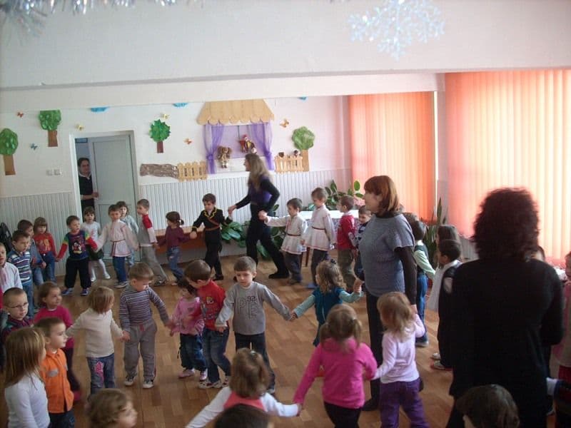 Gradinita Nr.8_Dorohoi_24 ian. 2012 (3)
