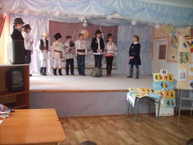 Gradinita Nr.8_Dorohoi_24 ian. 2012 (13)
