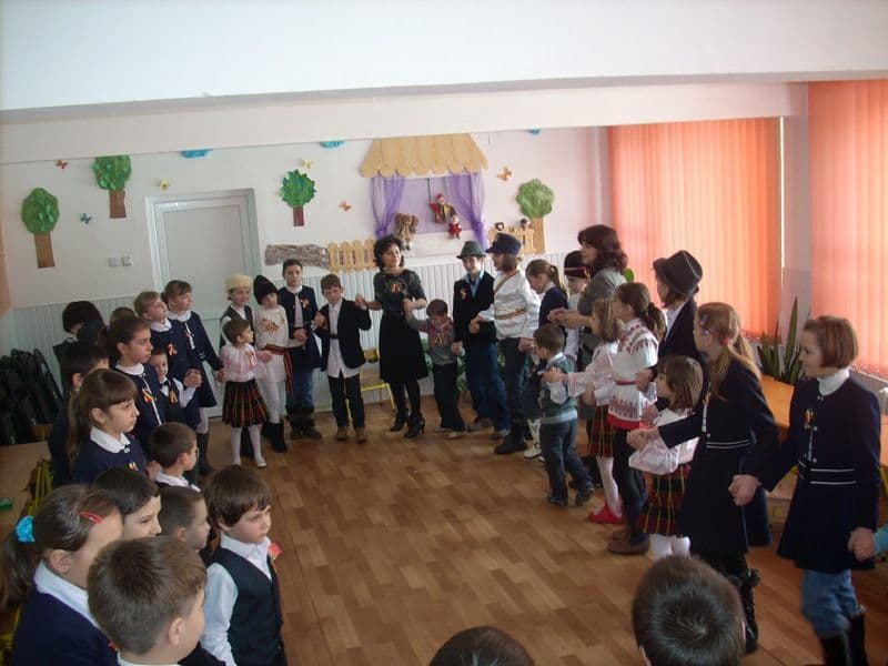 Gradinita Nr.8_Dorohoi_24 ian. 2012 (14)