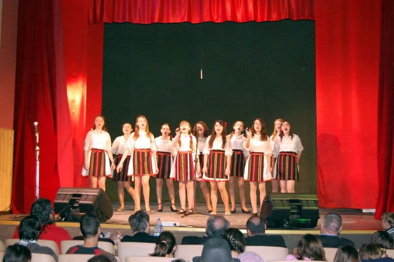 Spectacol 12