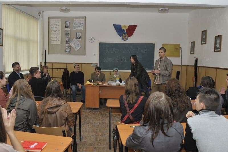 Alaturi de oameni ca noi_16