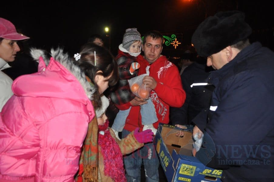 Pacchete fructe_Dorohoi 2012_15