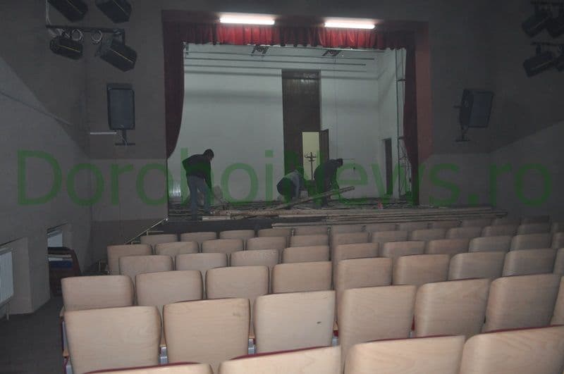Schimbarea scenei - Sala Teatrului Dorohoi_05