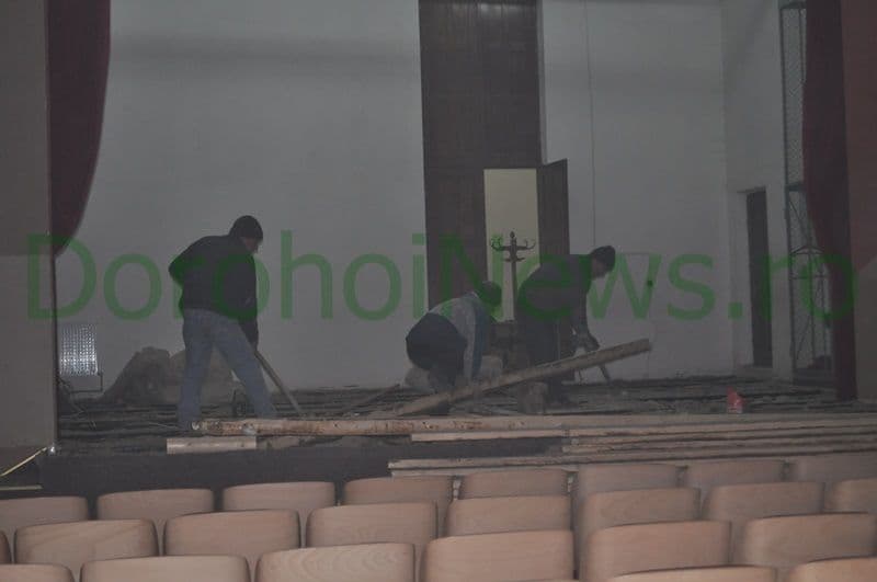 Schimbarea scenei - Sala Teatrului Dorohoi_06