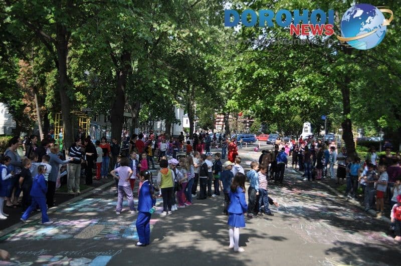 Zilele Copilului Dorohoi - Desene pe asfalt_01