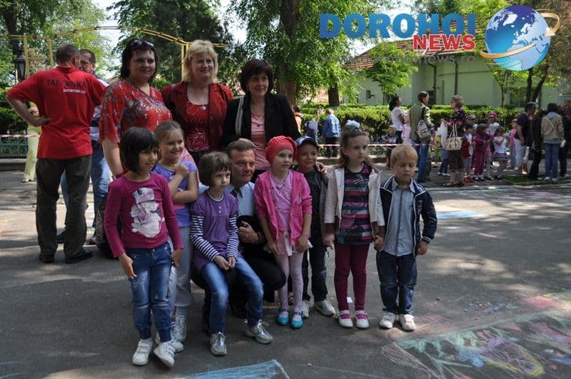 Zilele Copilului Dorohoi - Desene pe asfalt_12