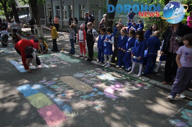 Zilele Copilului Dorohoi - Desene pe asfalt_33