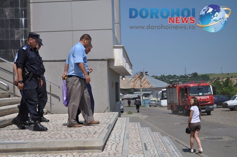 Tentativa de sinucidere la ANAF Dorohoi_06