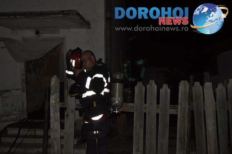 Incendiu pe strada Locomotivei din Dorohoi_08