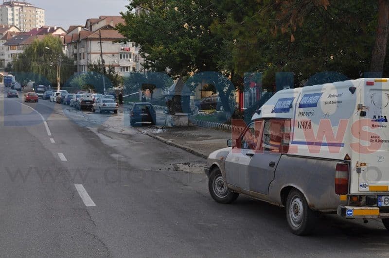 Avarie la conducata de apa pe strada Spiru Haret din Dorohoi_02