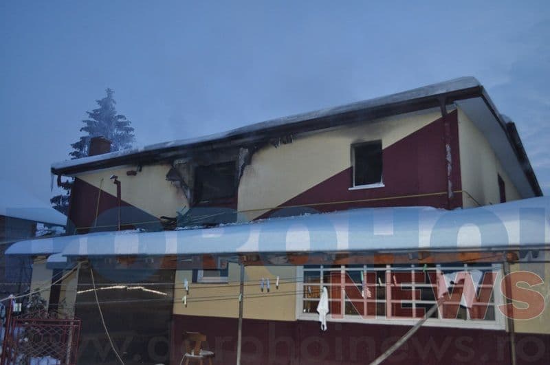 Incendiu la o casa de pe strada George Enescu din Dorohoi_12