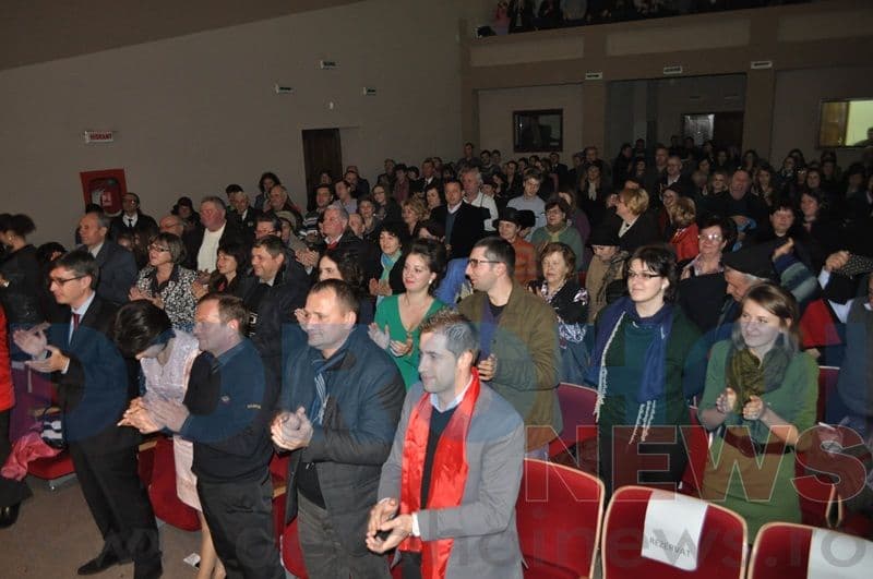 Teatru si petrecere de Sfantul Andrei_35