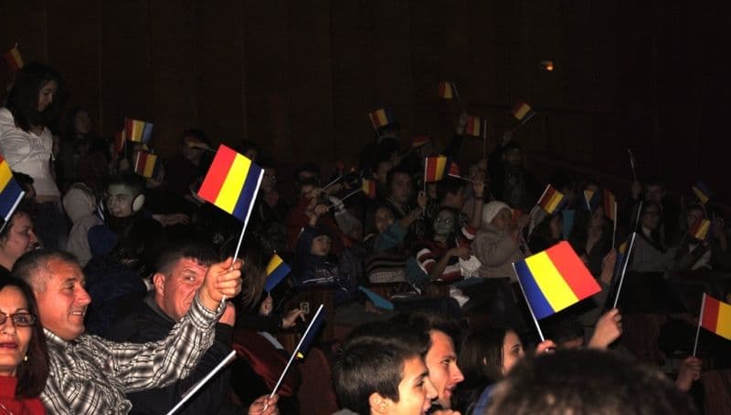 Tinerii uniti pentru copiii fara parinti (7)
