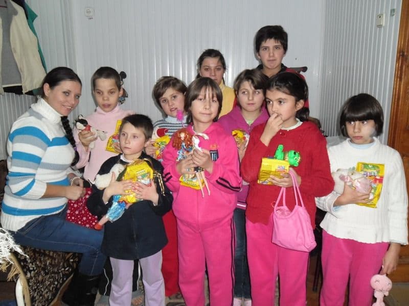 SAM_Dorohoi_Un dar un zâmbet de copil (2)