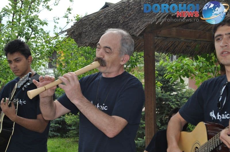 Minirecital Trupa Arhaic - Centrul de Ingrijire si Asistenta Dorohoi_03