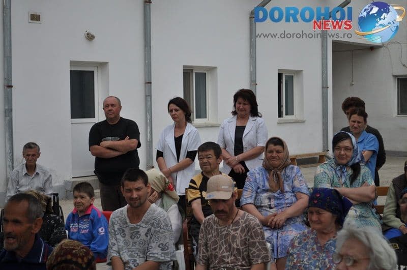 Minirecital Trupa Arhaic - Centrul de Ingrijire si Asistenta Dorohoi_08