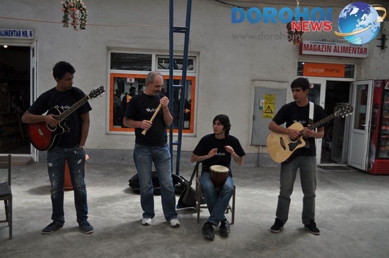 Minirecital Trupa Arhaic - Piata Centrala Dorohoi_01