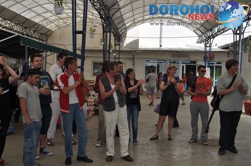 Minirecital Trupa Arhaic - Piata Centrala Dorohoi_16
