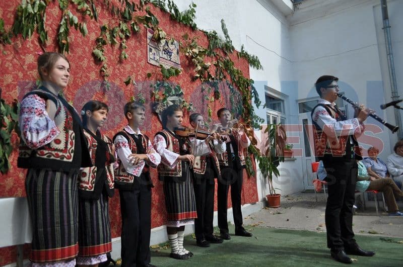 Ziua Varstinicilor sarbatorita la Caminul de batrani Dorohoi_05