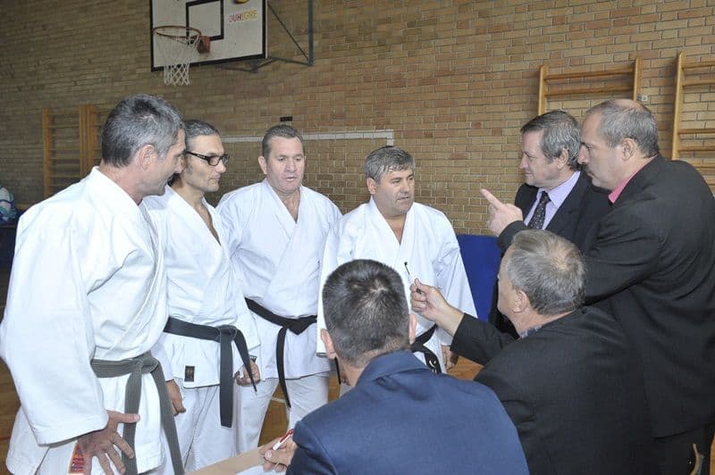 Dorohoieni invingatori la competitia din Serbia_03