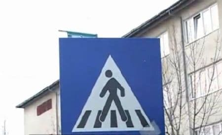 Marți, zi cu ghinion pentru un bărbat din Botoșani care a fost accidentat chiar pe trecerea de pietoni
