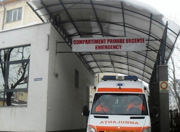 Copilul sfâşiat de câini vineri, a fost supus la două intervenții chirurgicale