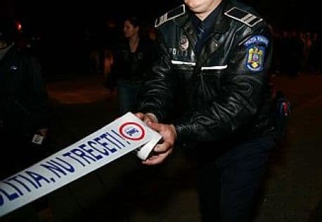 Bărbat cercetat pentru trei infracțiuni: Furt de auto, conducere fără permis, părăsirea locului accidentului