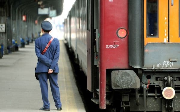 Veste bună pentru studenţi şi elevi de la CFR