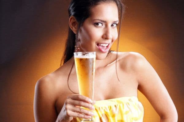 O să fie greu la vară… Se scumpeşte berea!