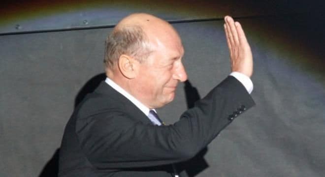 Imunitatea pe viaţă, miza pentru scurtarea mandatului preşedintelui