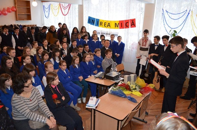 Ziua Unirii omagiată la Şcoala Gimnazială „Mihail Kogălniceanu” Dorohoi – VIDEO/FOTO