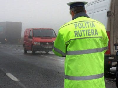 Atenție șoferi! Acțiune a poliției rutiere pe raza județului Botoșani, privind mașinile care transportă marfă și persoane