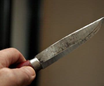 Minori cercetați pentru tâlhărie și violare de domiciliu