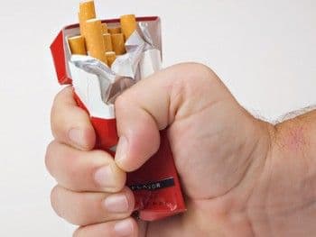 E oficial: Ţigările se scumpesc de la 1 aprilie