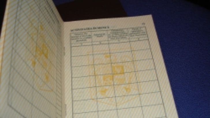 De unde poţi să-ţi recuperezi cartea de muncă. Ce s-a întâmplat cu aceasta după desfiinţare