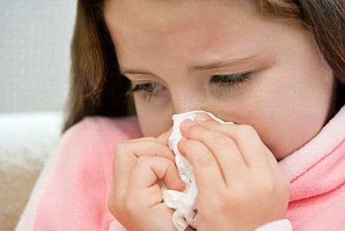 Cum să previi virozele respiratorii în această perioadă cu fluctuaţii de temperatură