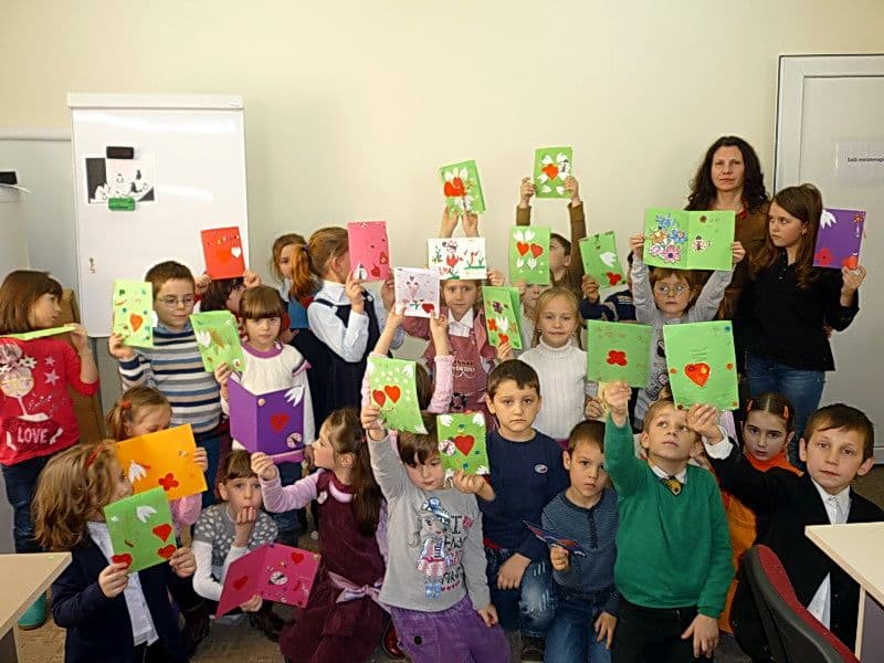 Parteneriat educațional „Şi noi suntem la fel” - FOTO