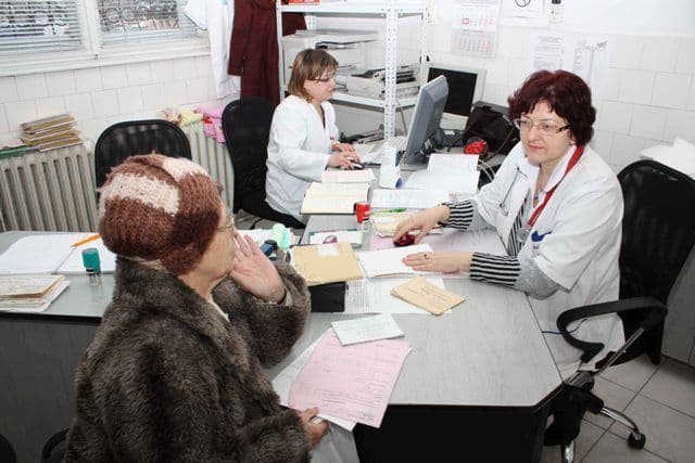 Analize medicale obligatorii: Cum puteţi depista o afecţiune aflată la debut 