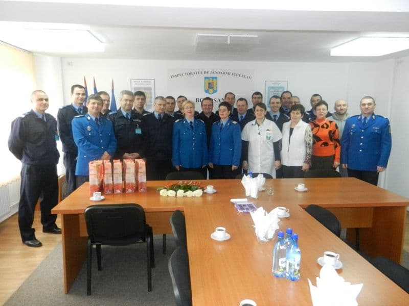 Doamnele din Inspectoratului de Jandarmi Botoşani felicitate de prefect