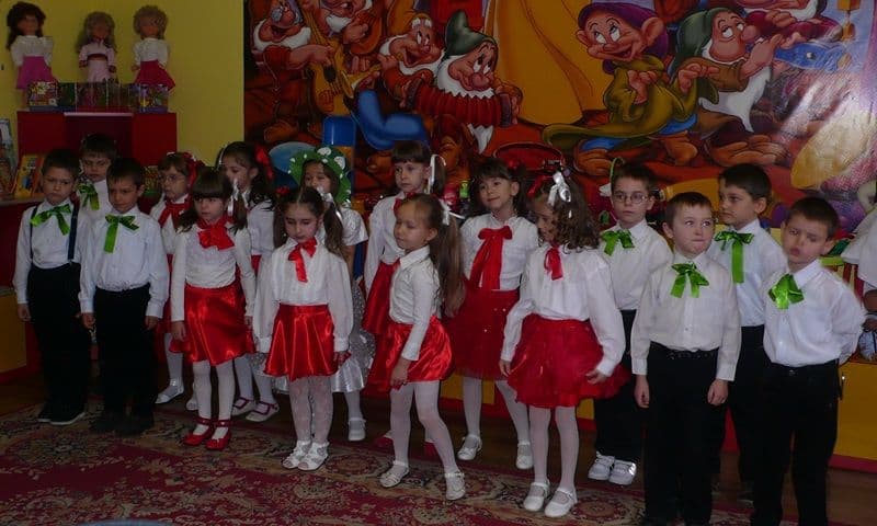 MAMA, sărbătorită la Grădinița nr.4 Dorohoi - FOTO
