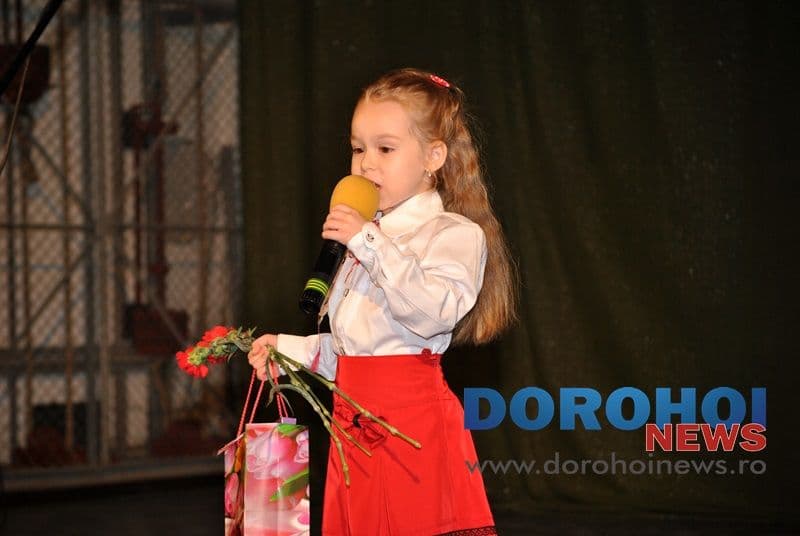 Seminarul Teologic Dorohoi: „Un zâmbet și un gând frumos pentru mama” - ediția a X-a - FOTO