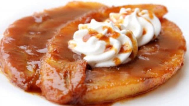 Desert cu banane şi caramel